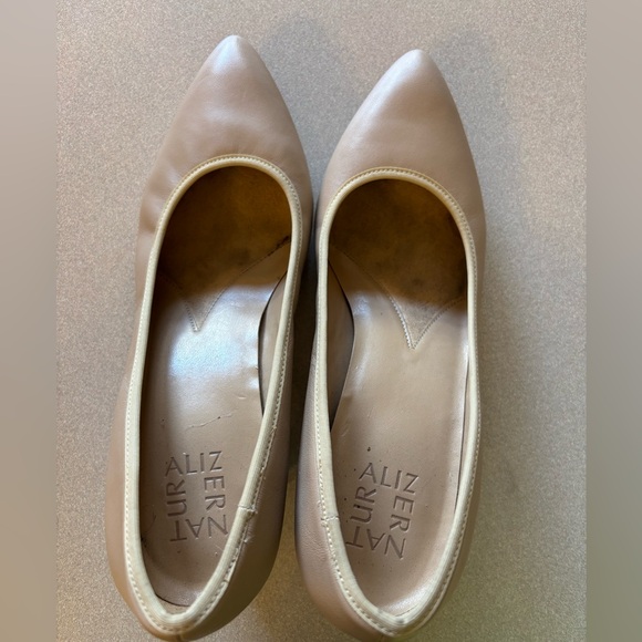 Naturalizer Comfort ODEN Nude Leather Ballet Style Pump - Picture 8 of 9